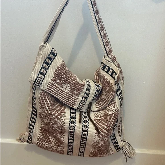 Cream Boho Shoulder Bag - Picture 1 of 3